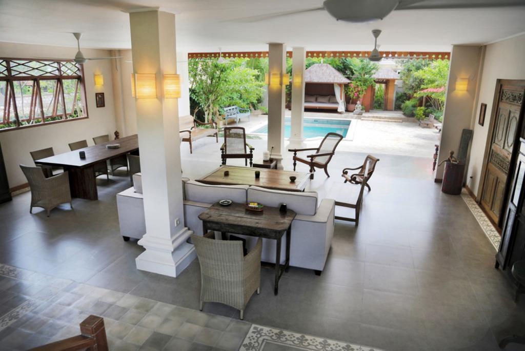 Villa Varuna Legian Pokój zdjęcie