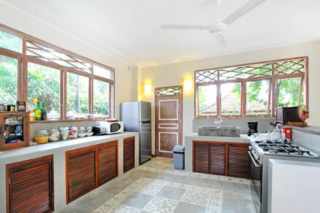 Villa Varuna Legian Pokój zdjęcie